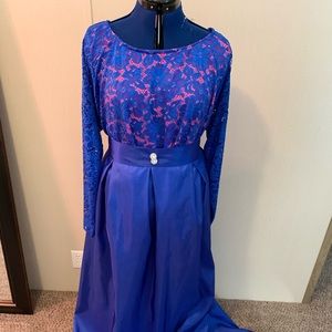 Royal blue stretch lace and taffeta 2 piece grown